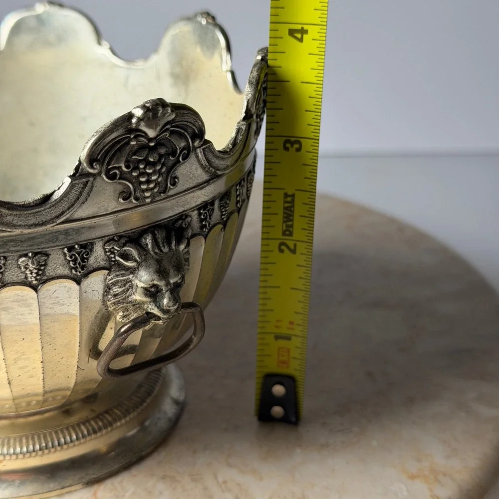 Vintage Silverplate Ornate Lion Head Grape Vine Scalloped Footed Bowl Silver 6